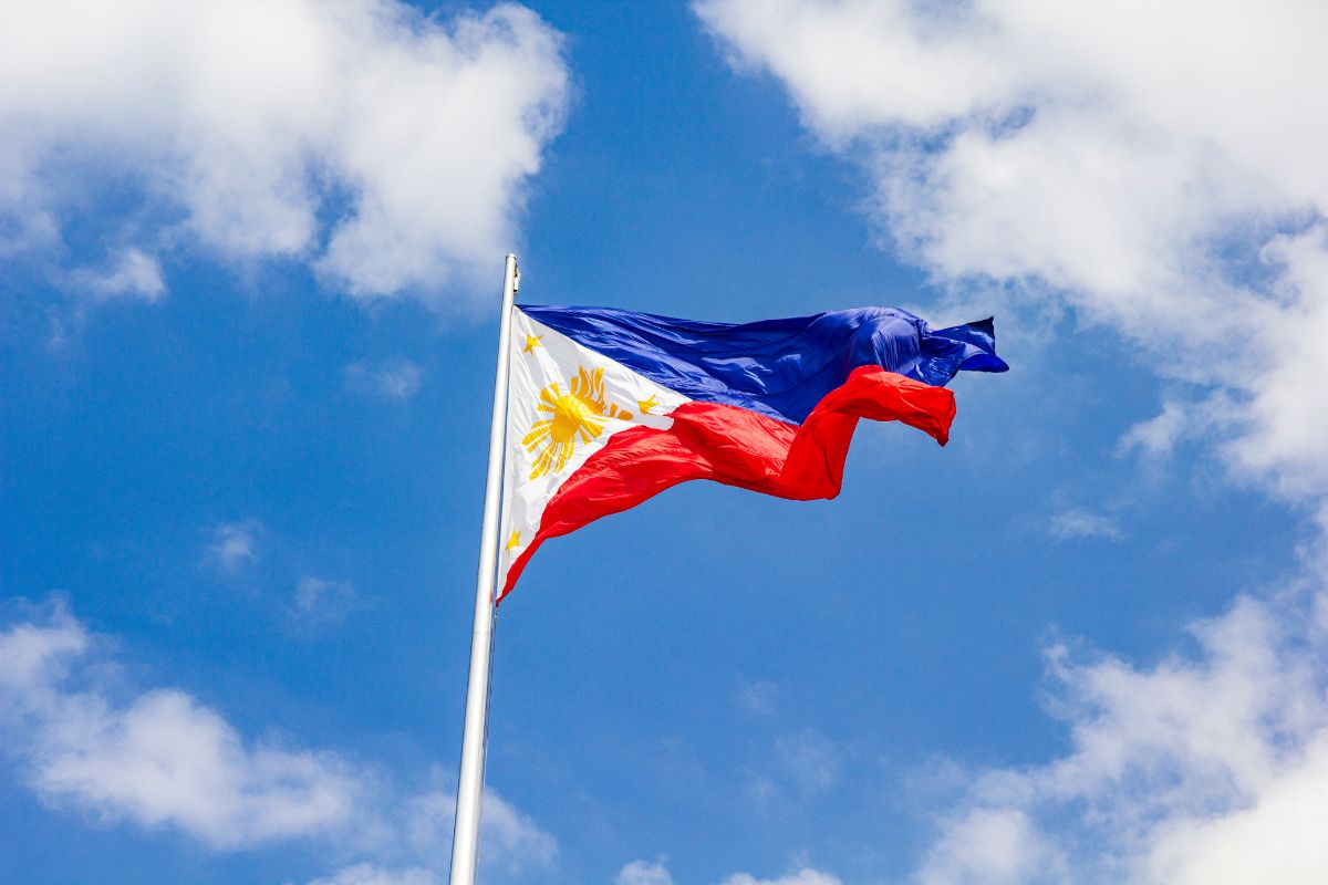 FUN FACTS ABOUT THE PHILIPPINES FLAG visual data 3